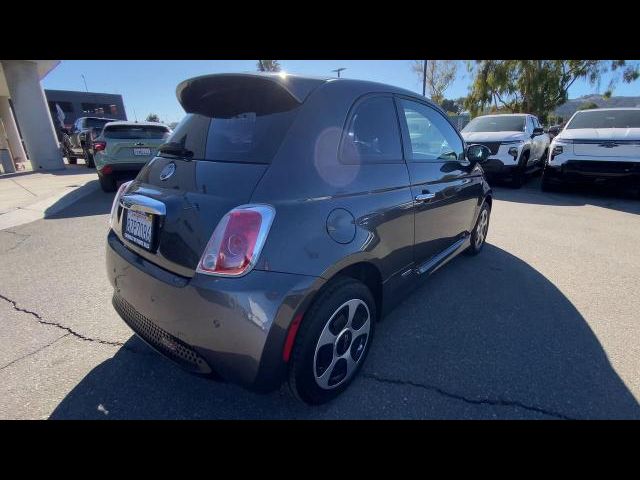 2018 FIAT 500e Base