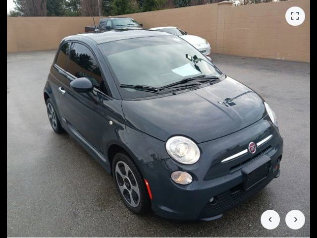 2018 FIAT 500e Base