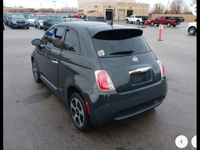 2018 FIAT 500e Base