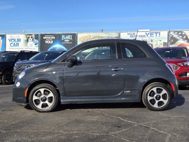 2018 FIAT 500e Base