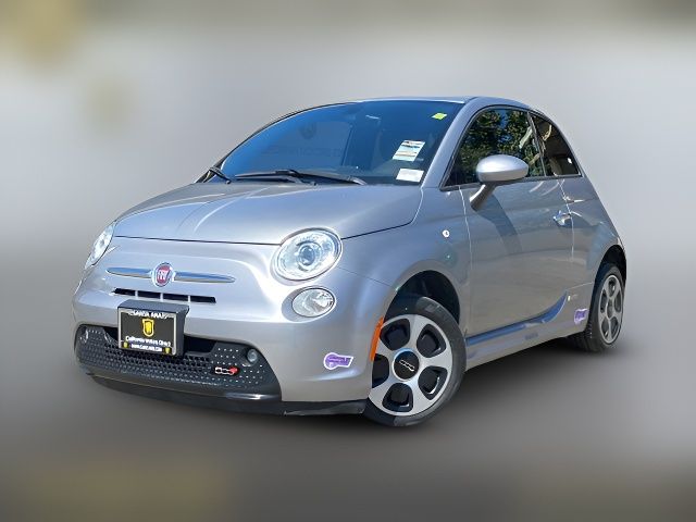 2018 FIAT 500e Base