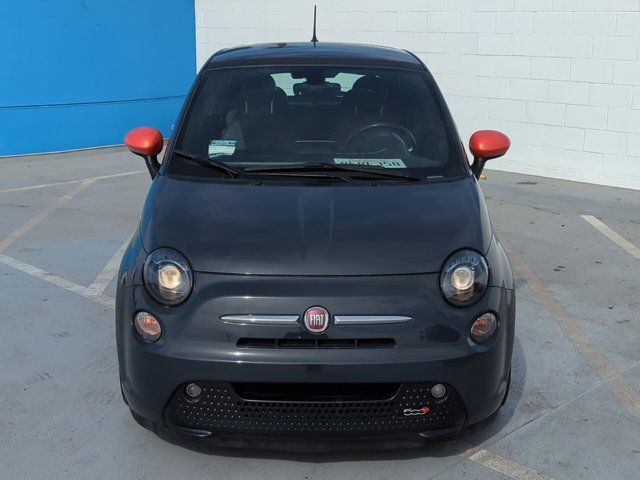 2018 FIAT 500e Base