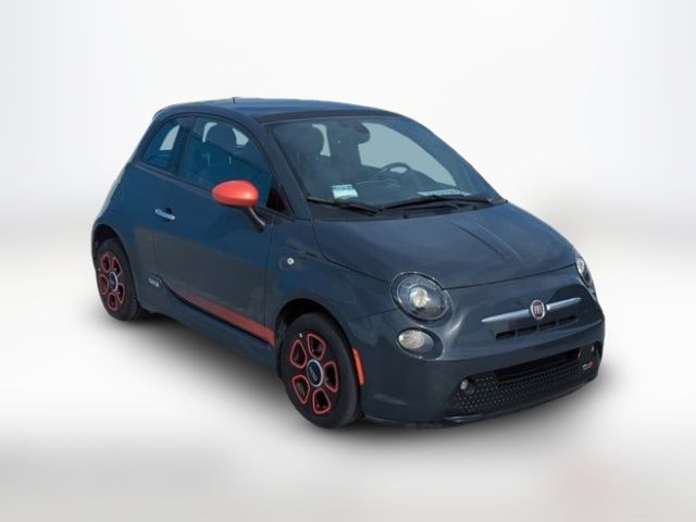 2018 FIAT 500e Base