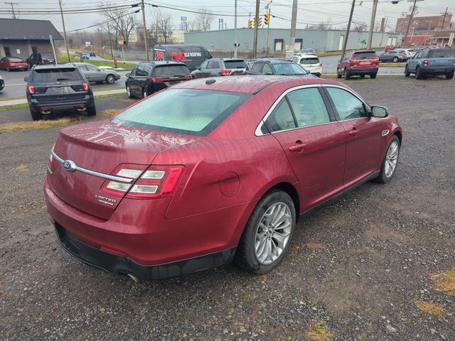 2018 Ford Taurus Limited