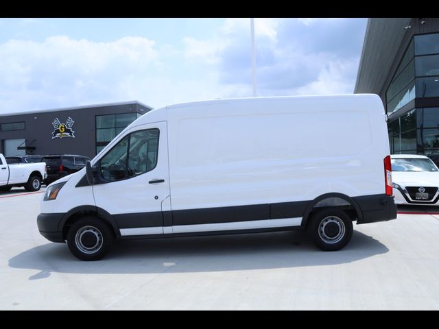 2018 Ford Transit Base