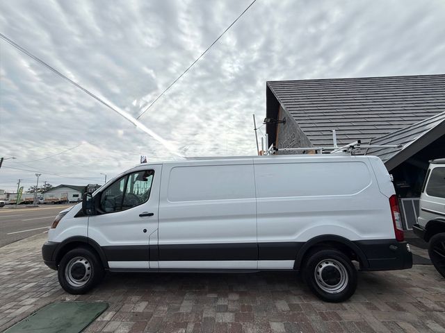 2018 Ford Transit Base