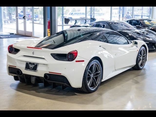 2018 Ferrari 488 GTB Base