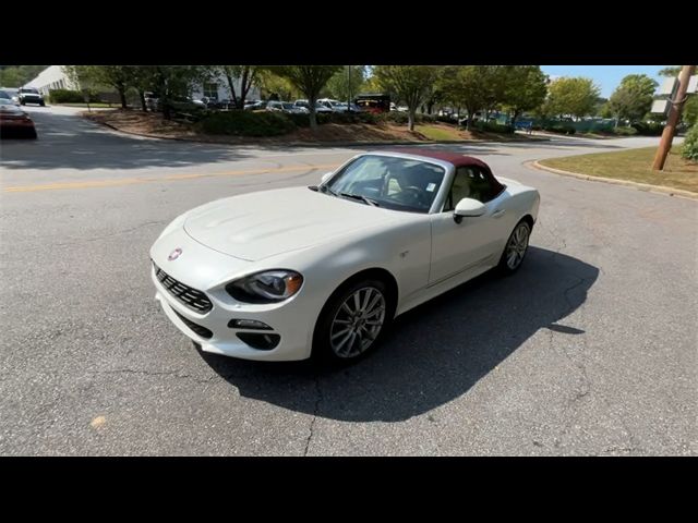 2018 FIAT 124 Spider Lusso Red Top Edition