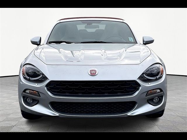 2018 FIAT 124 Spider Lusso Red Top Edition