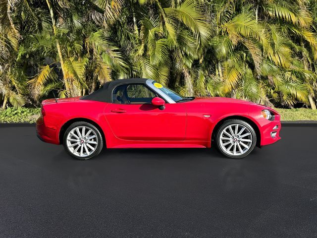 2018 FIAT 124 Spider Lusso