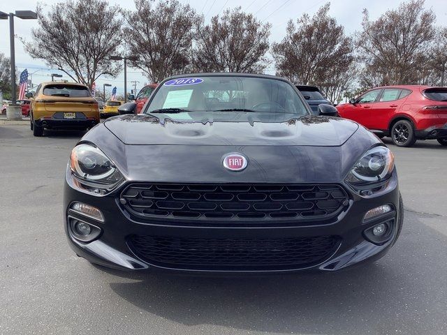 2018 FIAT 124 Spider Lusso Red Top Edition