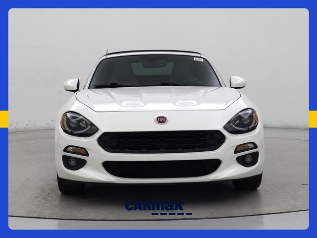 2018 FIAT 124 Spider Lusso Red Top Edition