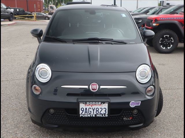 2018 FIAT 500e Base