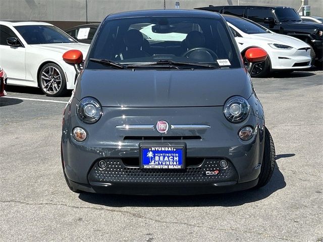 2018 FIAT 500e Base