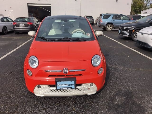 2018 FIAT 500e Base