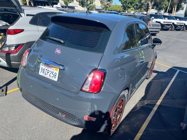 2018 FIAT 500e Base