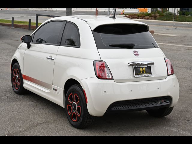 2018 FIAT 500e Base