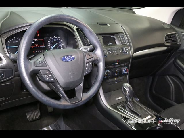 2018 Ford Edge SE