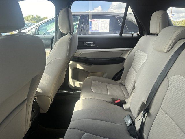 2018 Ford Explorer Base