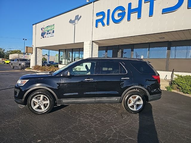 2018 Ford Explorer Base