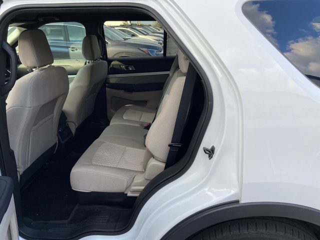 2018 Ford Explorer Base