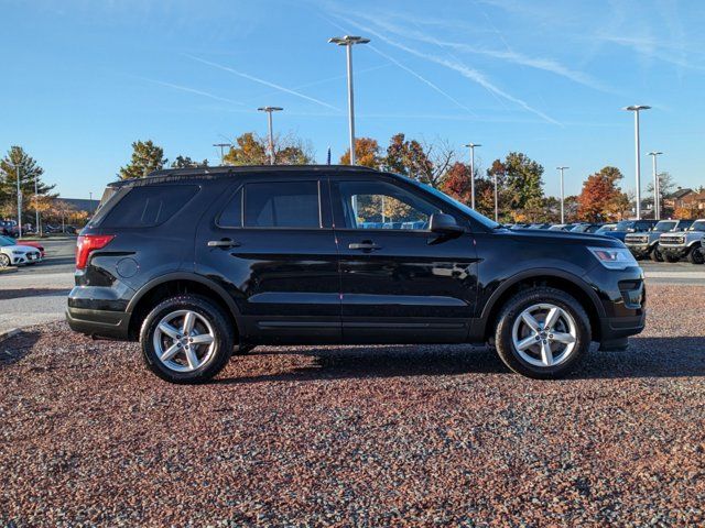 2018 Ford Explorer Base