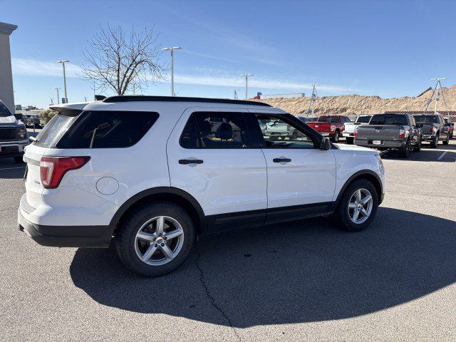 2018 Ford Explorer Base