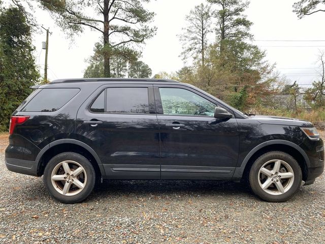 2018 Ford Explorer Base