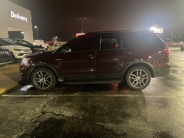 2018 Ford Explorer Sport