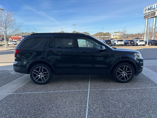 2018 Ford Explorer Sport