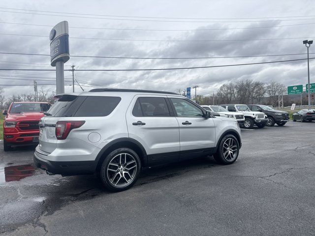 2018 Ford Explorer Sport