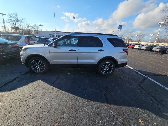 2018 Ford Explorer Sport