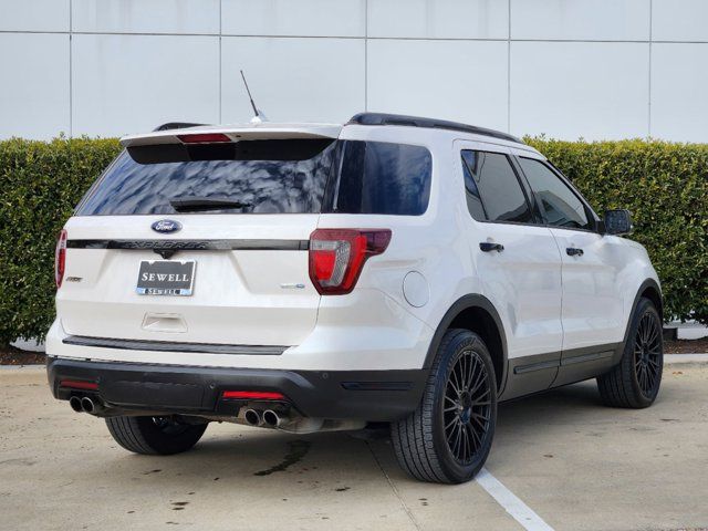 2018 Ford Explorer Sport