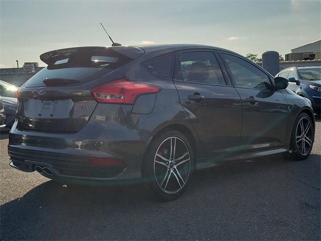 2018 Ford Focus ST