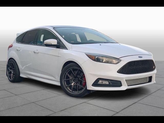 2018 Ford Focus ST