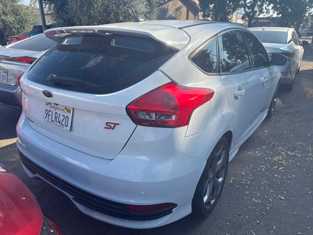 2018 Ford Focus ST