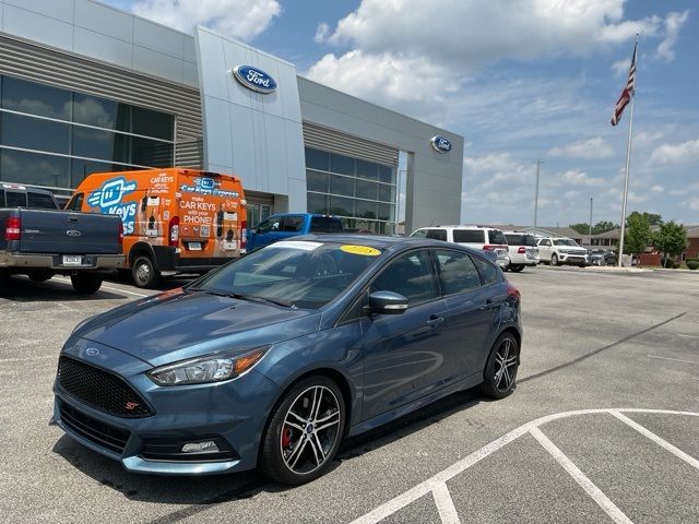 2018 Ford Focus ST