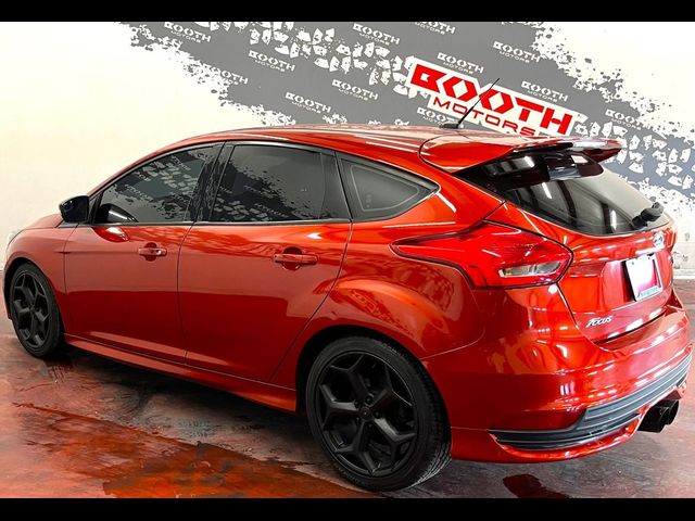 2018 Ford Focus ST