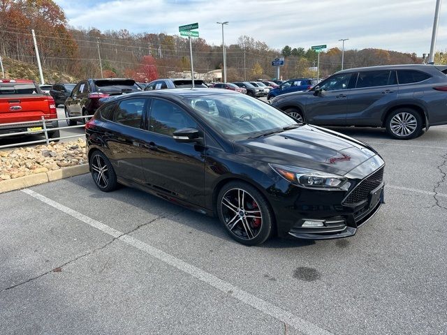 2018 Ford Focus ST