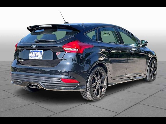 2018 Ford Focus ST