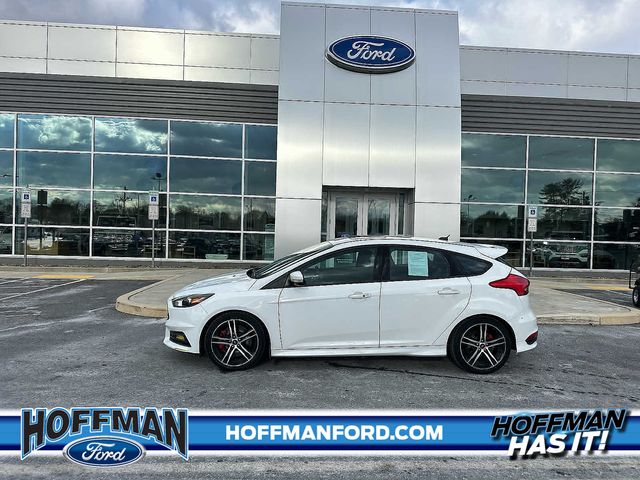 2018 Ford Focus ST