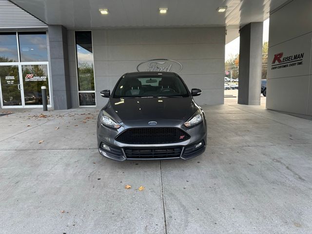 2018 Ford Focus ST