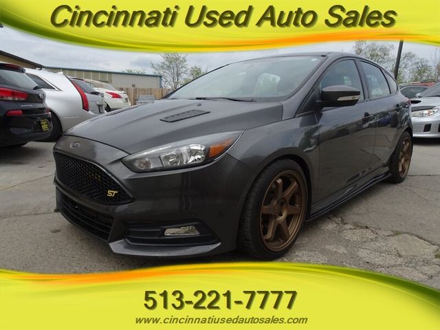 2018 Ford Focus ST