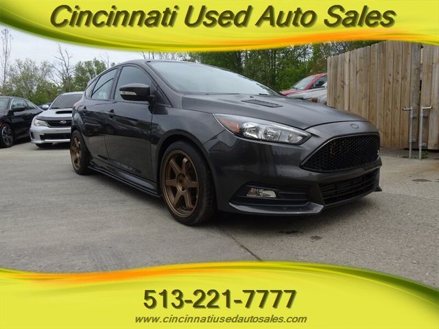 2018 Ford Focus ST