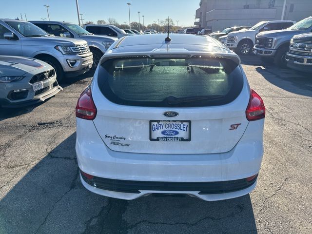 2018 Ford Focus ST