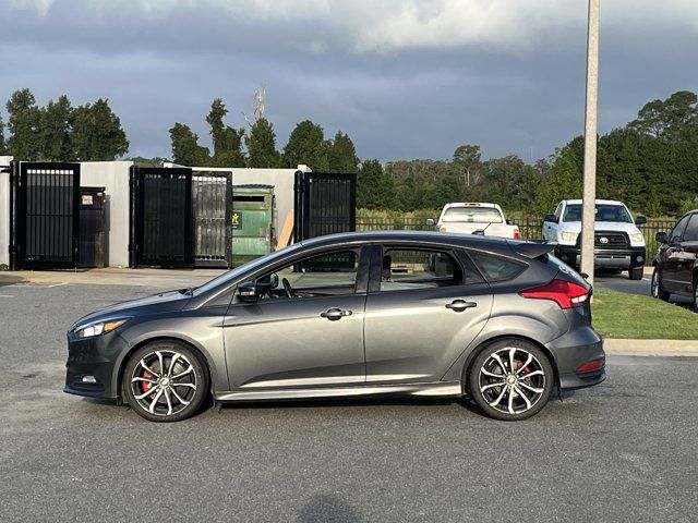 2018 Ford Focus ST