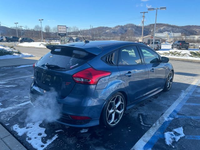 2018 Ford Focus ST