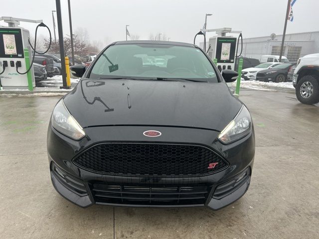 2018 Ford Focus ST