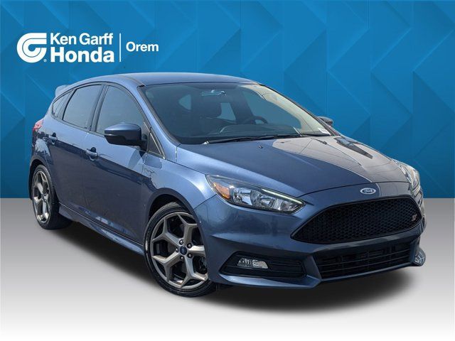 2018 Ford Focus ST