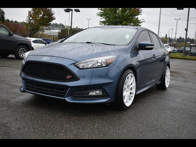 2018 Ford Focus ST